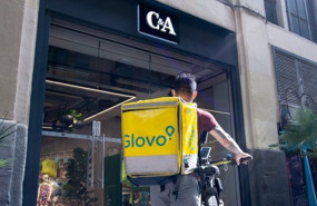 ep archivo ca se alia con glovo para las entregas ultrarrapidas ep archivo ca se alia con glovo para las entregas ultrarrapidas
