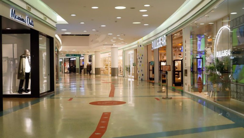 ep archivo un centro comercial vacio en vigo galicia ep archivo un centro comercial vacio en vigo galicia