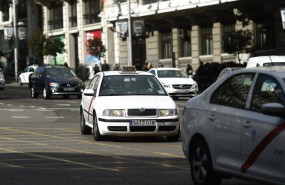 ep archivo varios taxis circulando por una calle ep archivo varios taxis circulando por una calle