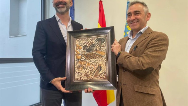 ep el consejero de agricultura de andalucia ramon fernandez pacheco con su homologo valenciano