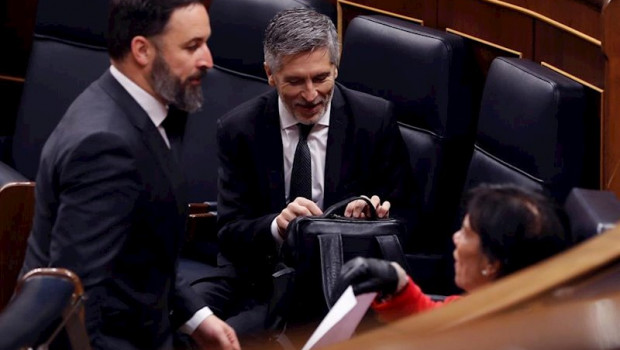 ep el lider de vox santiago abascal pasa ante los ministros de interior fernando grande-marlaska y