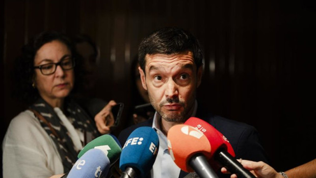 ep el ministro de derechos sociales consumo y agenda 2030 pablo bustinduy atiende a los medios a su