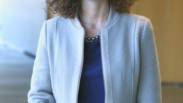 ep elena gonzalez-blanco responsabledesarrolloproductoiaminsait