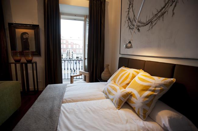 Habitación En Madrid | BRIAN HALLETT - Archivo ep habitacionmadrid