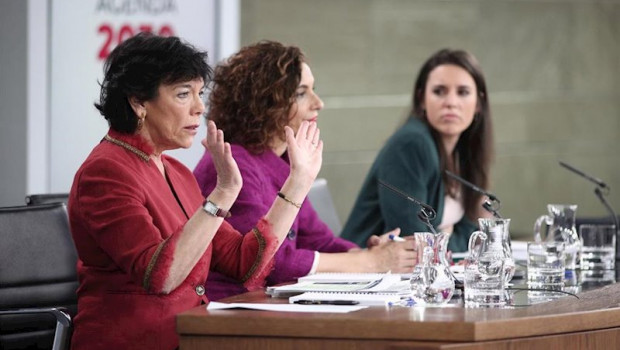 ep i-d la ministra de educacion y formacion profesional isabel celaa la ministra portavoz y de