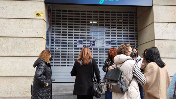 ep las trabajadoras de la cadena de perfumerias douglas han clausurado sus tiendas a modo de