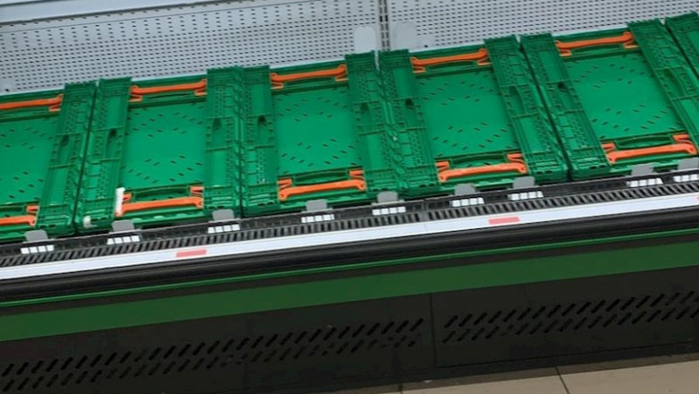 Lineales de un supermercado semivacíos. | EUROPA PRESS ep lineales de un supermercado semivacios