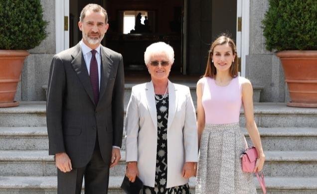 Los Reyes con la Princesa Muna, madre del Rey Abdalá de Jordania | CASA DEL REY ep los reyesla princesa muna madrerey abdala de jordania