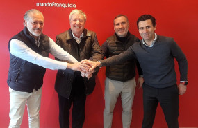 imagen del acuerdo entre mundofranquicia y wefranchiseu