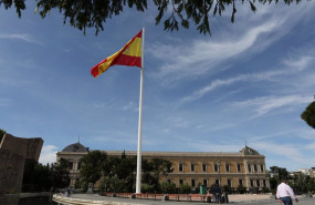ep archivo   izado de bandera con motivo del dia de san isidro en los jardines del descubrimiento de
