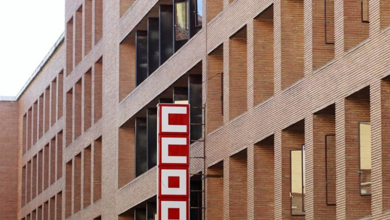 Archivo - Sindicatos y patronal firman el Convenio de Elaborados del Mar con subidas salariales del 13,2%. | EUROPA PRESS - Archivo ep archivo sindicatos y patronal firman el convenio de elaborados del mar con subidas salariales