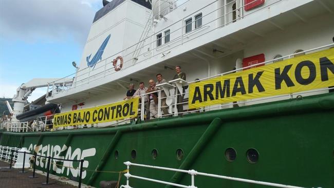 Barco de Greenpeace en la presentación de la campaña 'Armas bajo control' | GREENPEACE ep barcogreenpeacela presentacionla campana armas bajo control