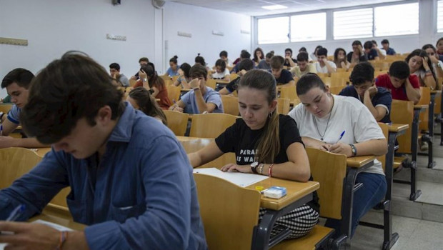 ep convocatoria extraordinaria de las pruebas de selectividad en la universidad de sevilla el pasado