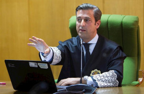 ep el juez decano de vigo german serrano durante el primer juicio plenamente telematico en el
