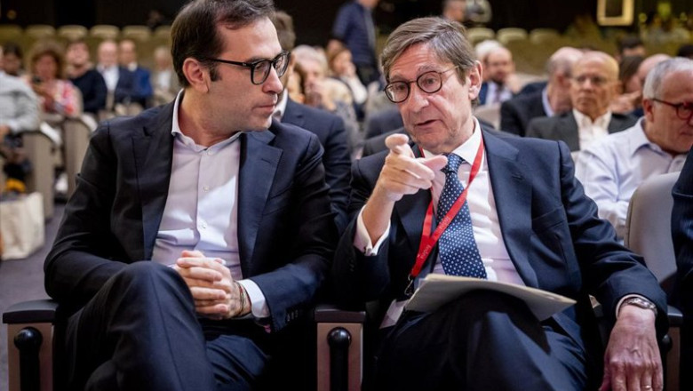 El ministro de Economía, Comercio y Empresa, Carlos Cuerpo (i), y el Presidente del Patronato de Fedea, José Ignacio Goirigolzarri (d), durante la primera jornada de la 'Conferencia 40 años de Fedea: los retos de la economía española', en la Fundación Ram | A. Pérez Meca - Europa Press ep el ministro de economia comercio y empresa carlos cuerpo i y el presidente del patronato de fedea