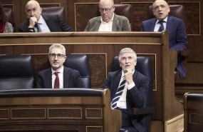 ep el ministro de hacienda arcadi espana y el ministro de interior fernando grande marlasaka durante