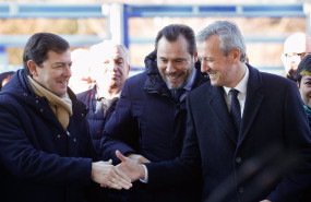 ep el presidente de la junta de castilla y leon alfonso fernandez manueco el ministro de transportes