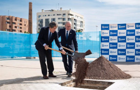 ep el presidente del grupo insur ricardo pumar y el alcalde de malaga francisco de la torre ponen la