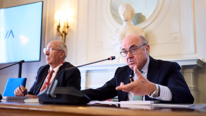 ep el vicepresidente bce luis de guindos d interviene durante la inauguracion del curso de verano de ep el vicepresidente bce luis de guindos d interviene durante la inauguracion del curso de verano de