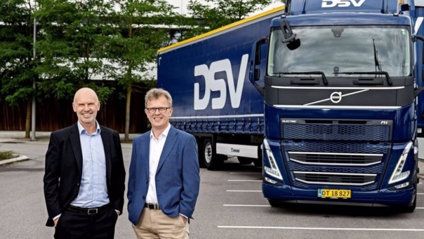 ep i d el consejero delegado de dsv sren schmidt y el presidente de volvo trucks roger alm