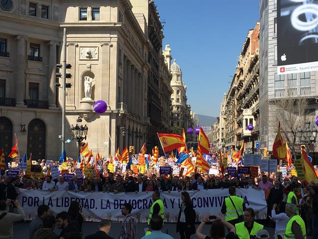 Manifestación de SCC contra el independentismo por la Via Laietana de Barcelona | EUROPA PRESS ep manifestacionsccindependentismola via laietanabarcelona