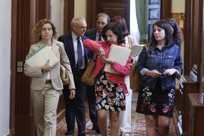 Margarita Robles y la dirección del Grupo Socialista | EUROPA PRESS ep margarita roblesla direcciongrupo socialista