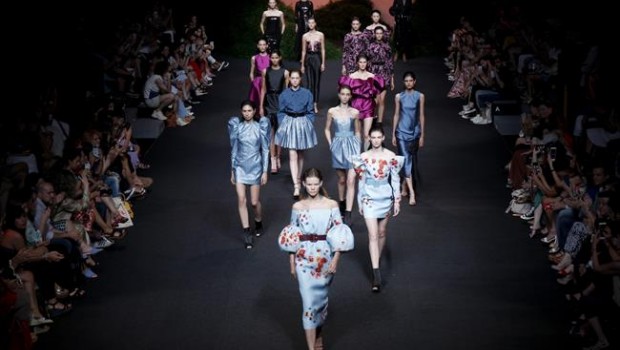 ep mercedes benz fashion week 20181210171303