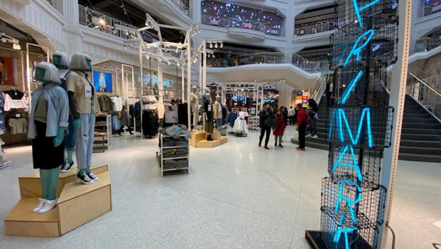 ep primera planta de la tienda primark en gran via