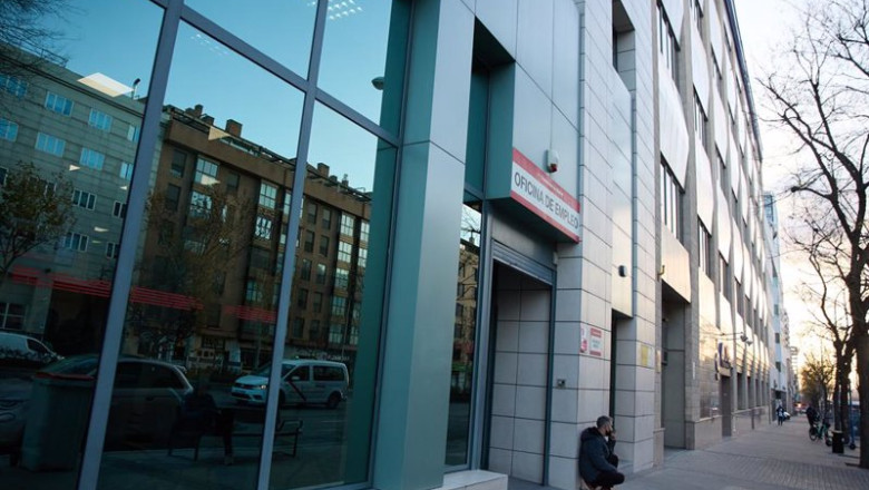 ep una oficina del servicio publico de empleo estatal sepe en la calle de mendez alvaro ep una oficina del servicio publico de empleo estatal sepe en la calle de mendez alvaro