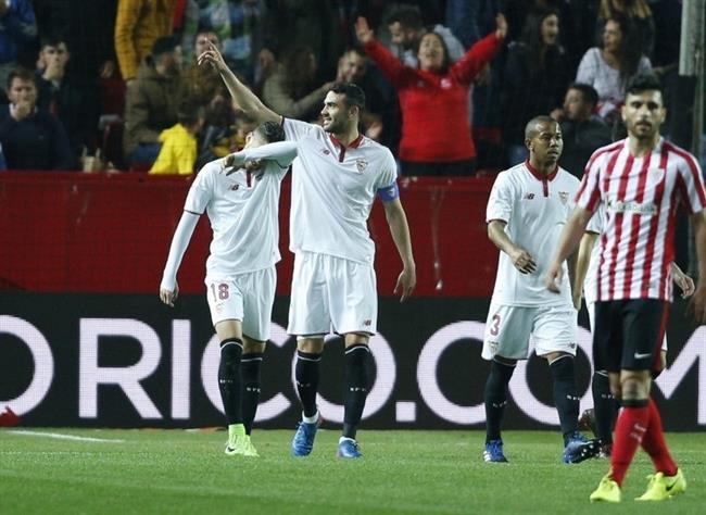 Vicente Iborra, del Sevilla, en el partido ante el Athletic Club | LALIGA ep vicente iborra del sevilla enpartidoathletic club