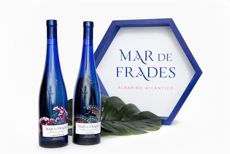ep vinos de mar de frades disenados por agatha ruiz de la prada y cosima ramirez