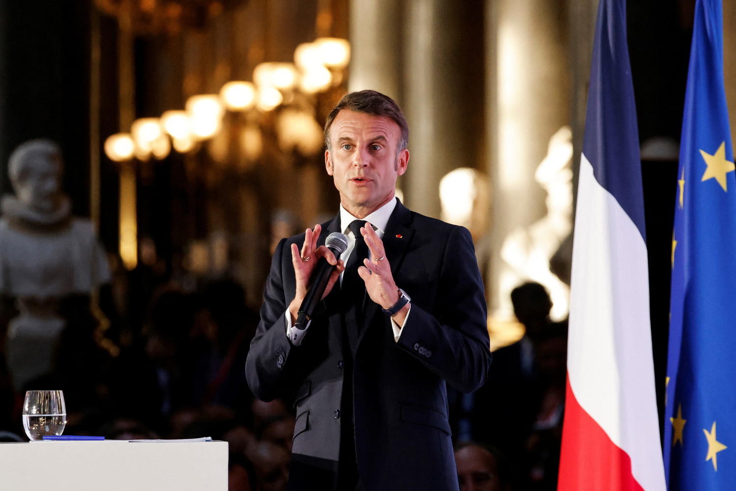 photo du president francais emmanuel macron 20240523130831 