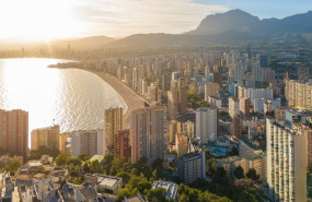 shutterstock 2539906021 shutterstock 2539906021