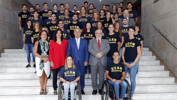 ep alejandro blancopresidentela ucamlos deportistas becados