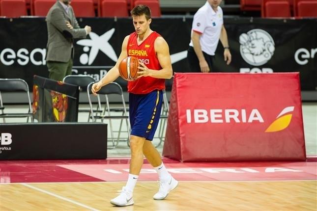 ep alerola seleccion espanola xavi rabaseda