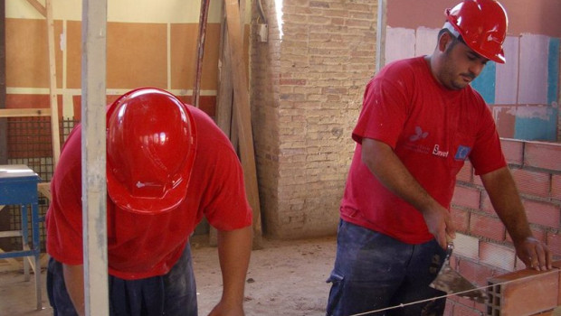 ep archivo   albaniles trabajando