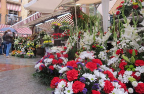ep archivo   plaza de las flores dia de todos los santos ramos ramillete rosas margaritas claveles
