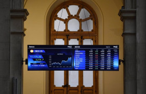 ep archivo   un panel del ibex 35 en el palacio de la bolsa a 14 de mayo de 2024 en madrid espana el