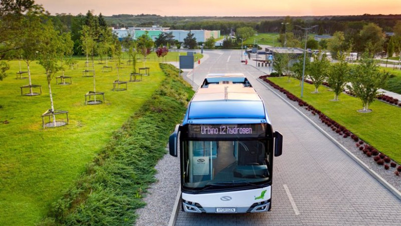 ep autobus de hidrogeno urbino 12 de solaris