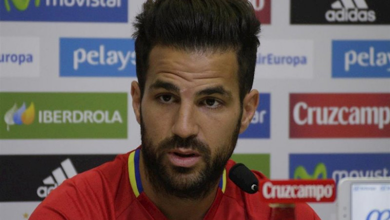 ep cesc fbregas con la seleccion espanola ep cesc fbregas con la seleccion espanola