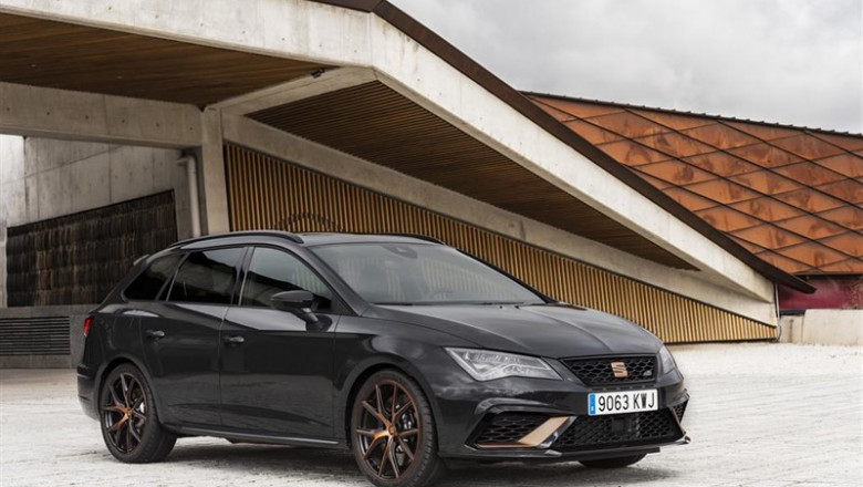 Economía/Motor.- Seat lanza su última versión Cupra, el León ST Cupra R, con 300 caballos | SEAT - Archivo ep economiamotor- seat lanza su ultima version cupra leon st cupra r con 300 caballos