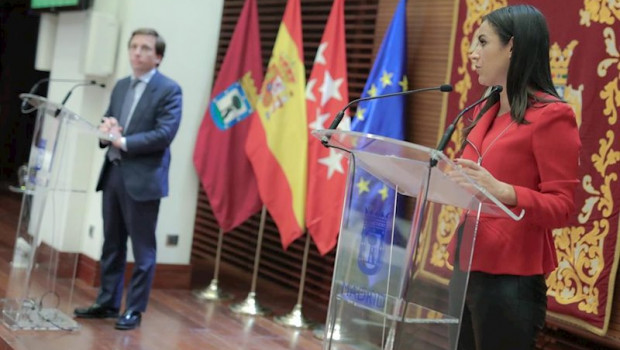 ep el alcalde de madrid jose luismartinez-almeida y la vicealcaldesa begona villacis durante una