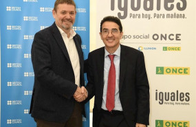 ep el director del british council en espana mark howard y el director general adjunto de servicios