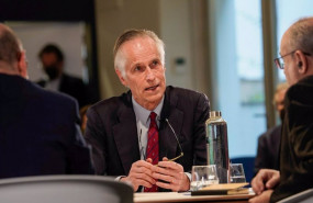 ep el director gerente de la camara de comercio alemana para espana walther von plettenberg durante