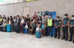 ep el grupo de profesionales sanitarios a su llegada a tenerife