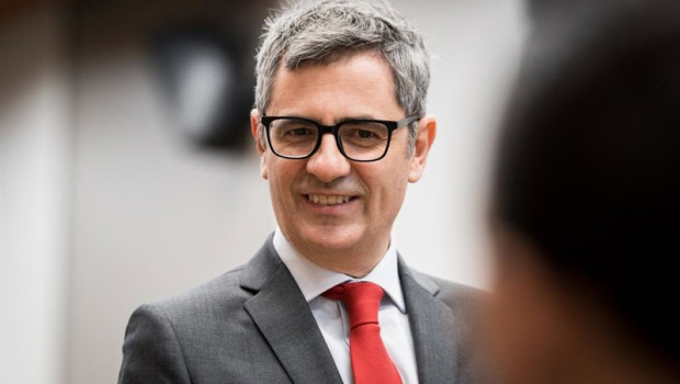 ep el ministro de presidencia justicia y relaciones con las cortes felix bolanos a su llegada a una