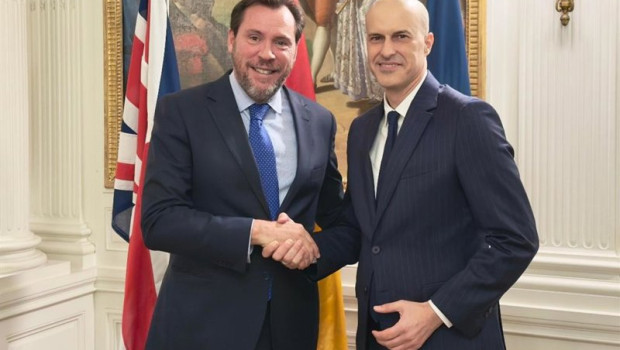 ep el ministro de transportes y movilidad sostenible oscar puente con el presidente del consejo de