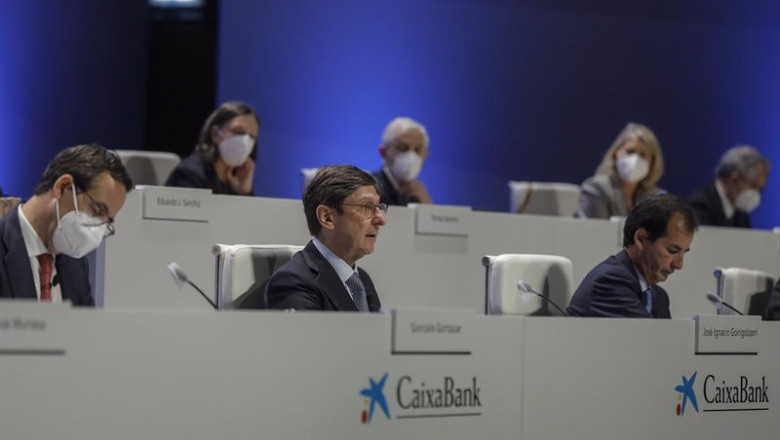ep el presidente de caixabank jose ignacio goirigolzarri centro durante una reunion de la junta ep el presidente de caixabank jose ignacio goirigolzarri centro durante una reunion de la junta