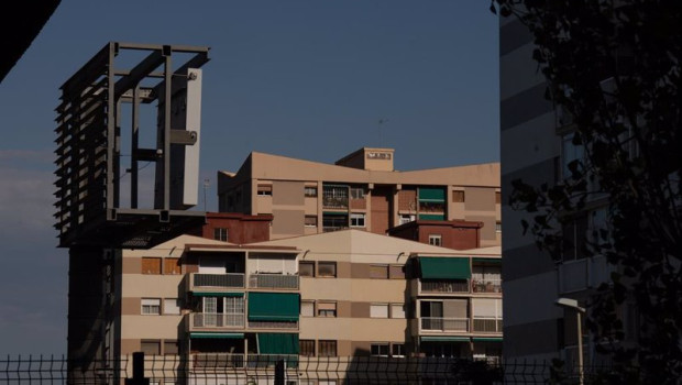 ep foto de recurso fachada de un edificio de viviendas a 17 de mayo de 2023 en barcelona cataluna
