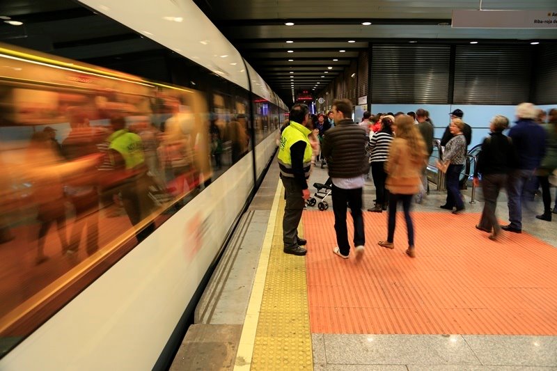 ep imagen de una estacion de metrovalencia